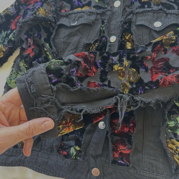 Adore Denim Sheer Panel Embroidered Velvet Floral Fringe Jacket Small Black - Picture 8 of 13